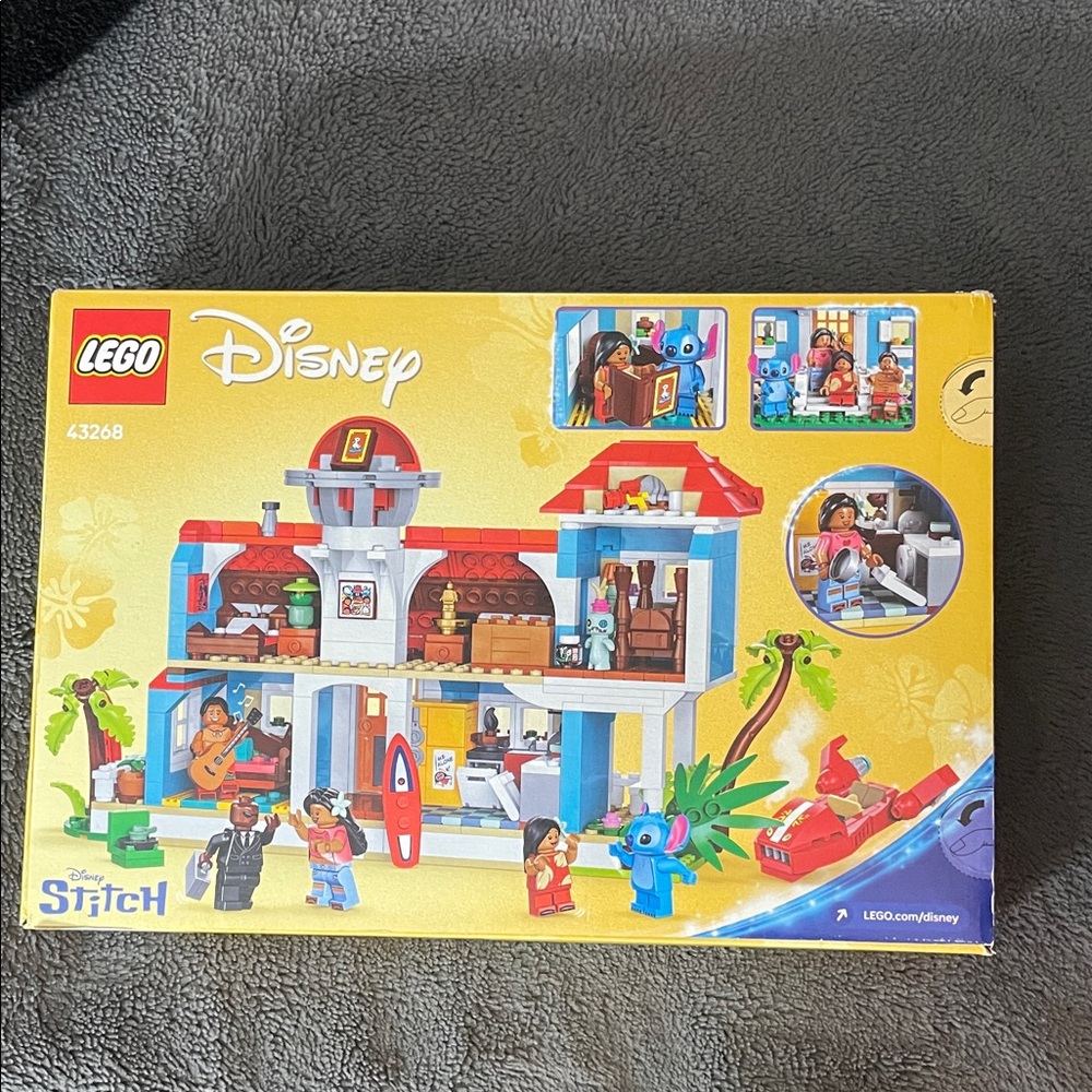 LEGO Disney Stitch's Colorful Playhouse Set